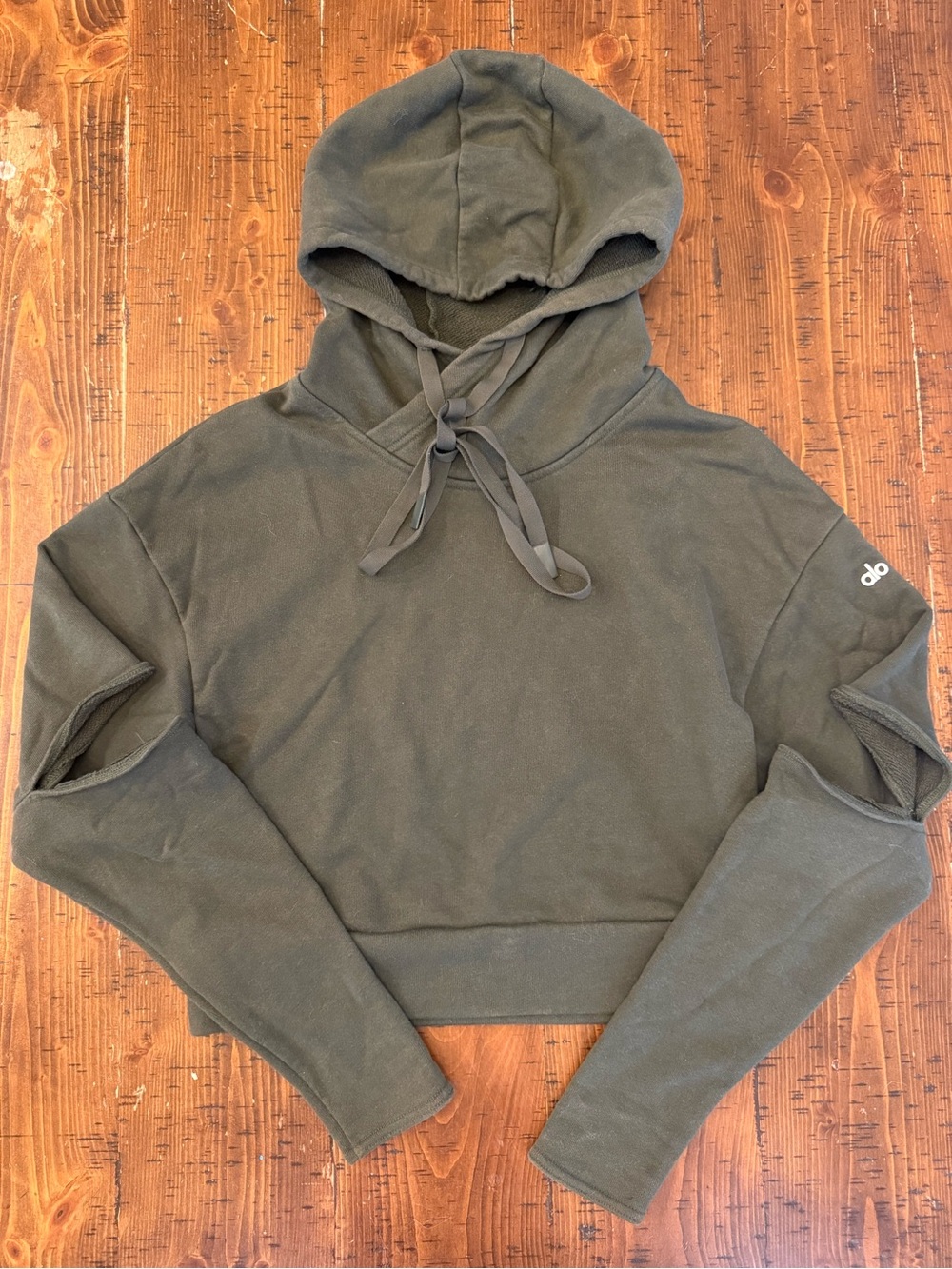 Alo Yoga Cropped Dark Green Hooded Sweatshirt Cut Out Elbow Sleeves Sz XS